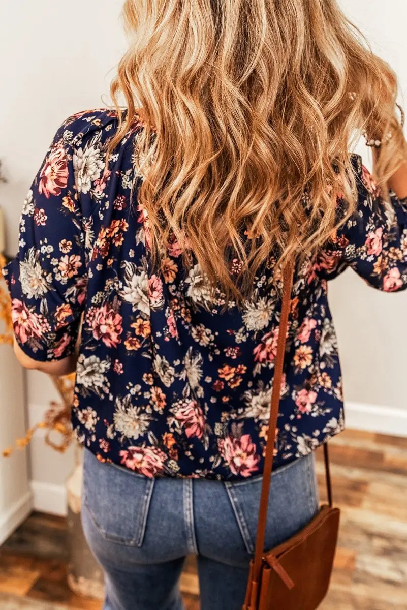 Blue Floral Short Sleeve Scoop Neck Casual Blouse for Women - Love Salve